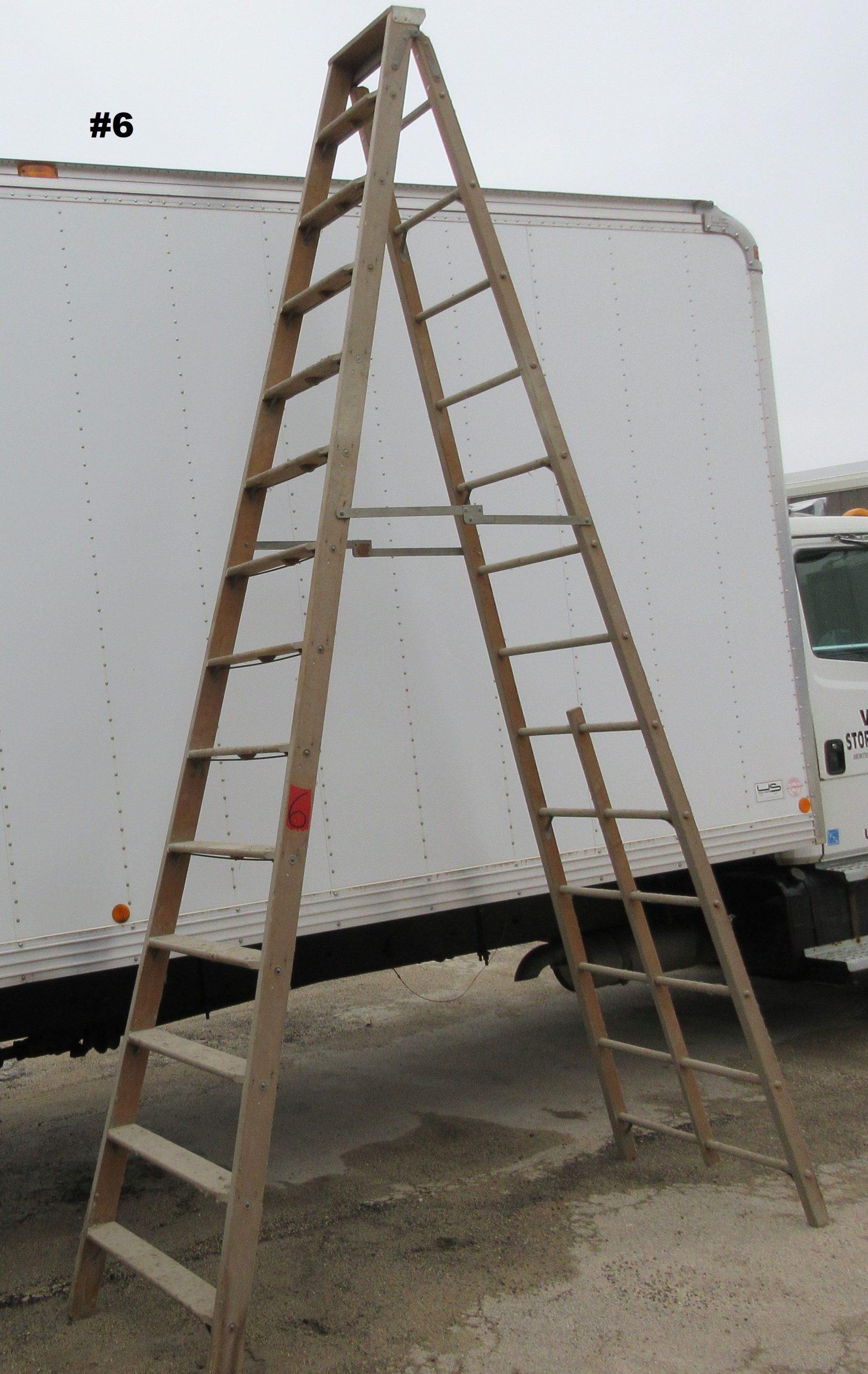Step Ladders - Used - Welter Storage