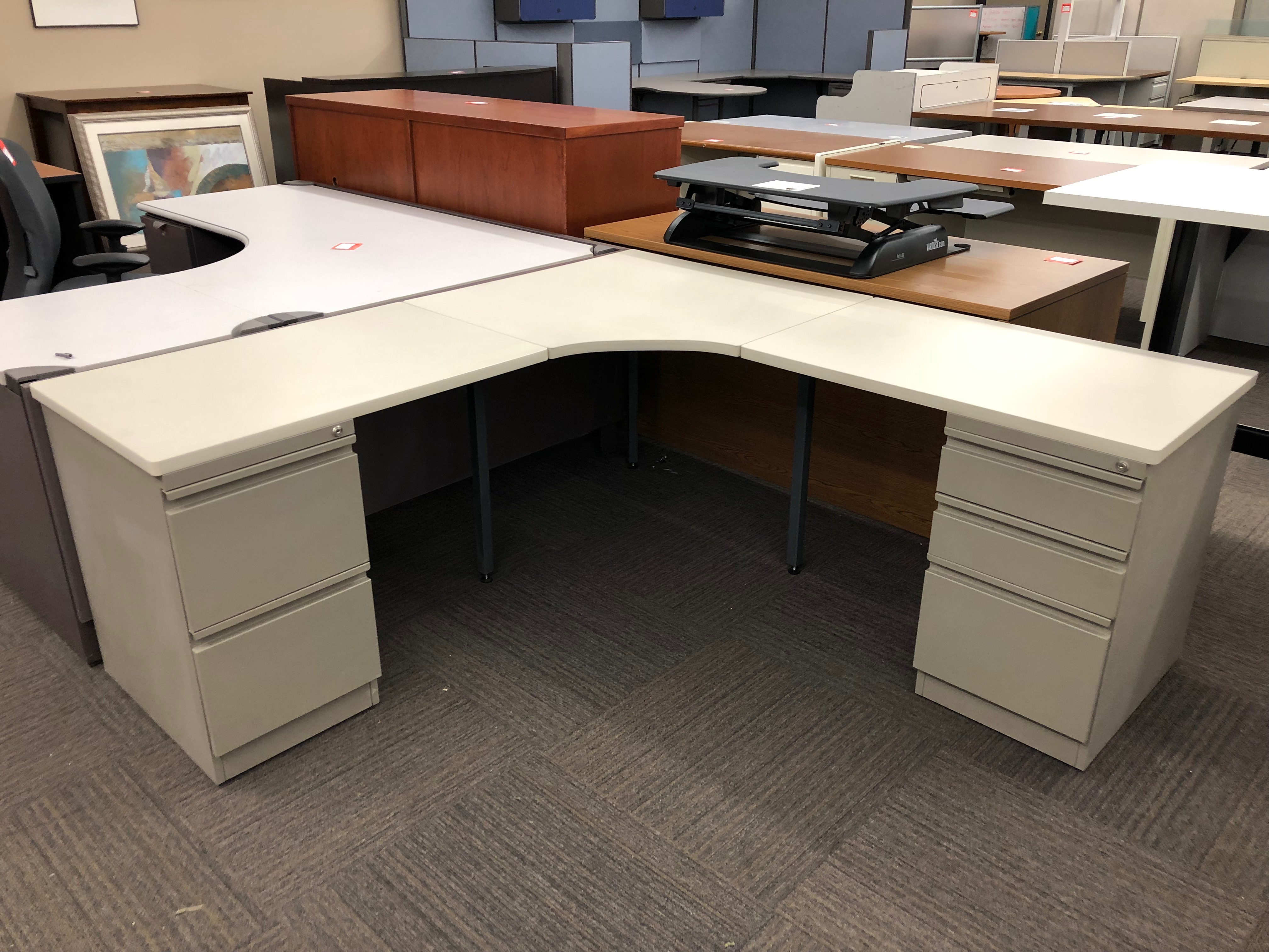 Freestanding Workstation W Undermount Storage Used