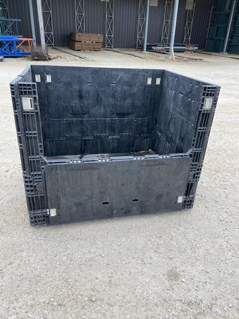 Collapsible 48”x64”x33